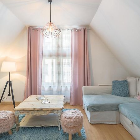 Quartier Cathedrale Centre, Wifi Et Parking - Zen Appart Troyes Room photo