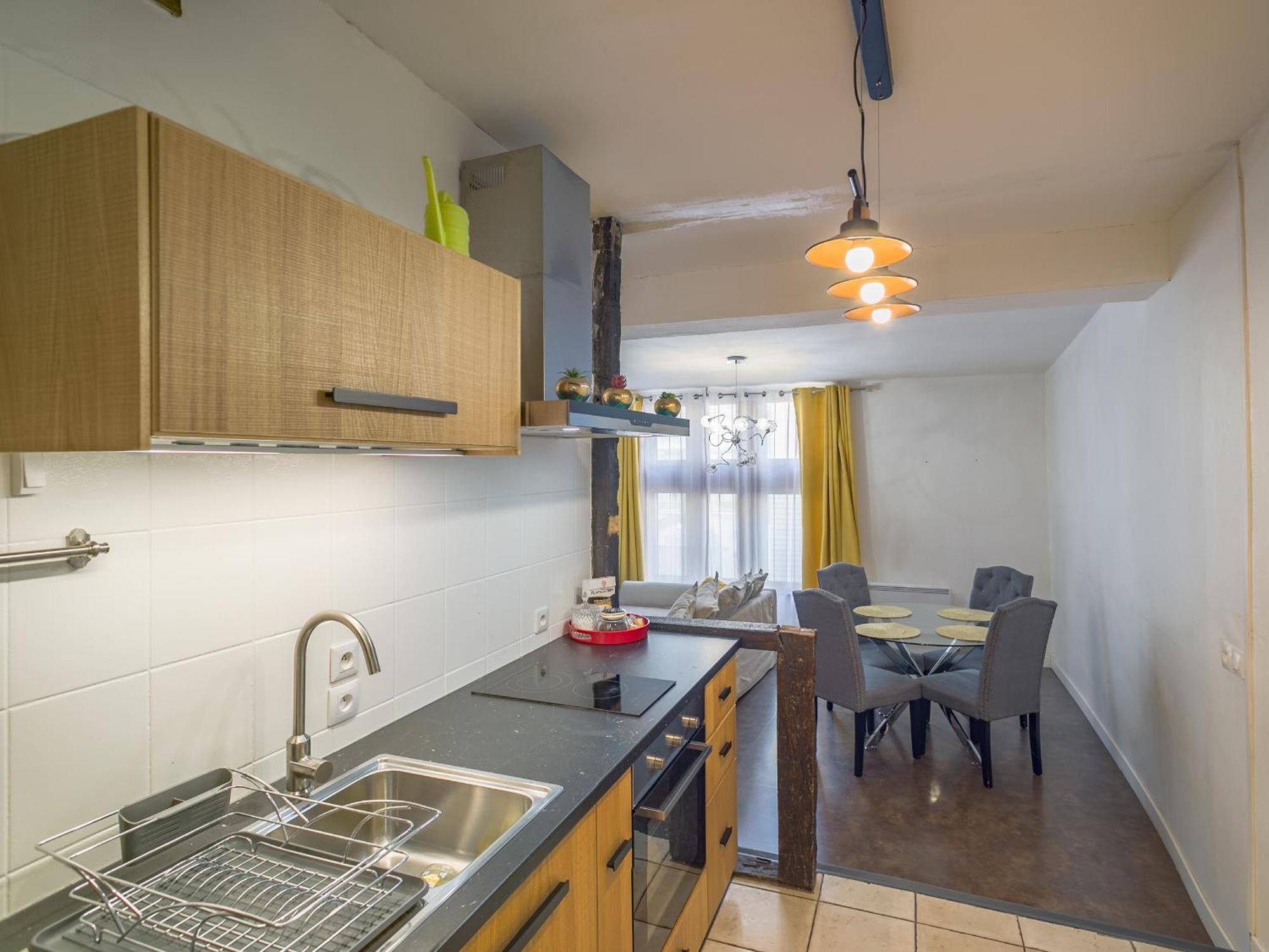 Quartier Cathedrale Centre, Wifi Et Parking - Zen Appart Troyes Room photo