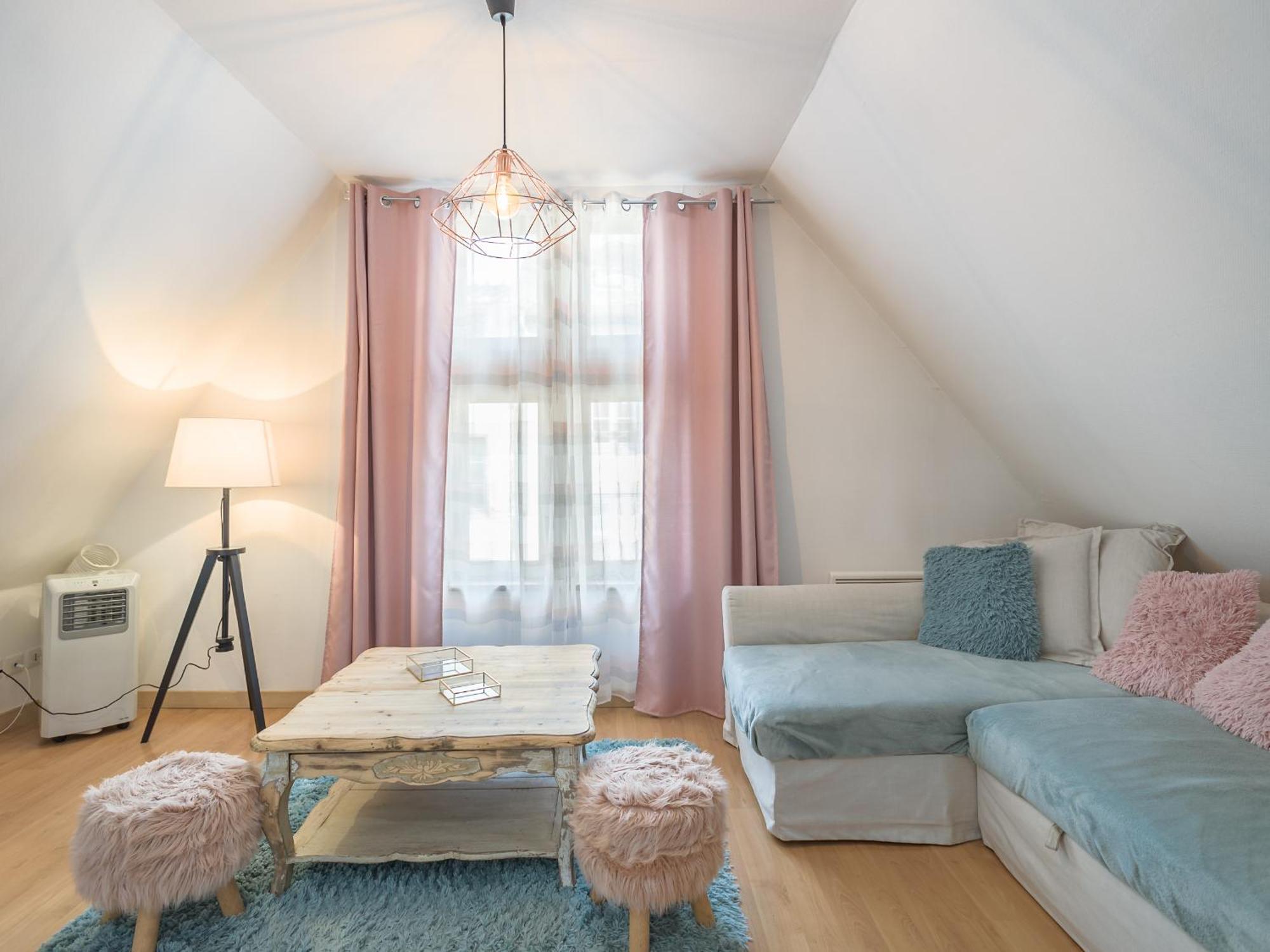Quartier Cathedrale Centre, Wifi Et Parking - Zen Appart Troyes Room photo