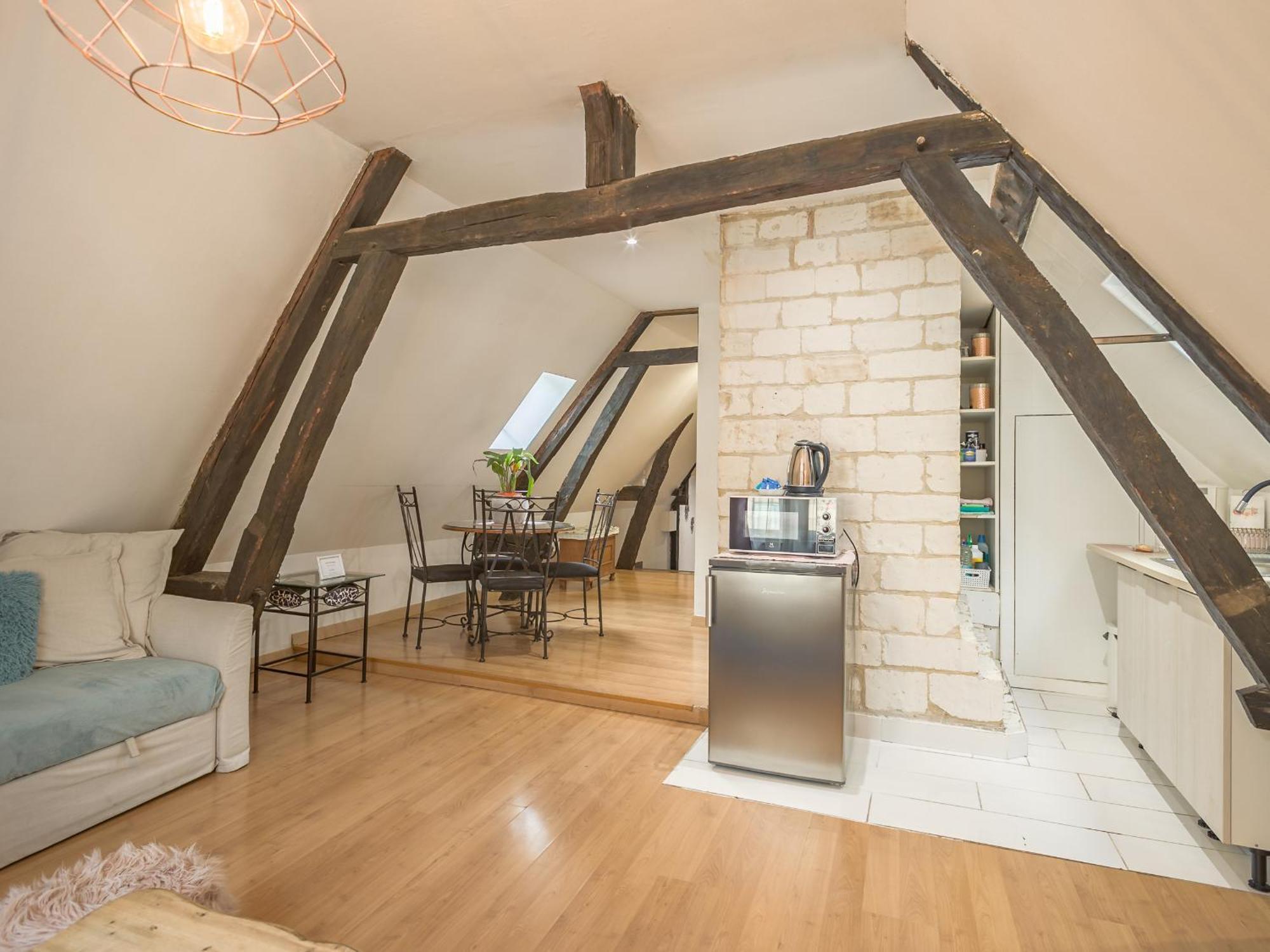 Quartier Cathedrale Centre, Wifi Et Parking - Zen Appart Troyes Room photo